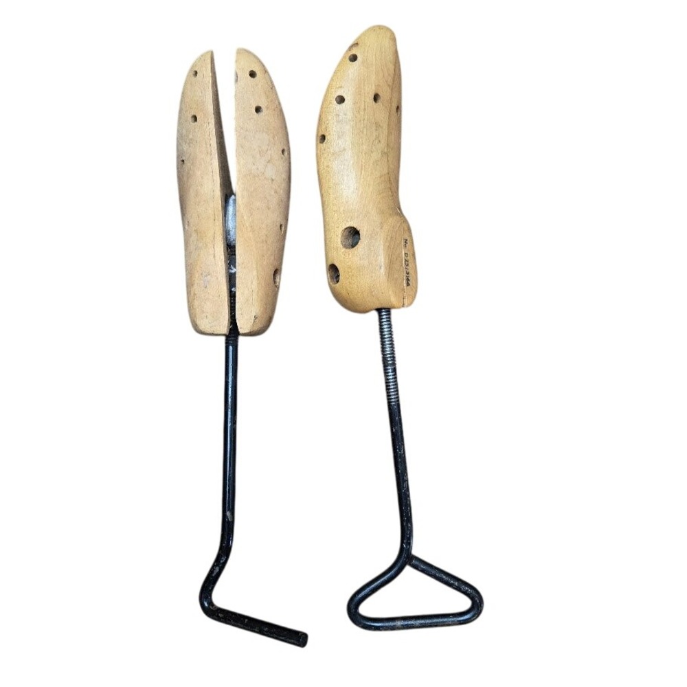 Vintage Adjustable Wooden Shoe Tree Stretcher Form‎ Lot D25/3166